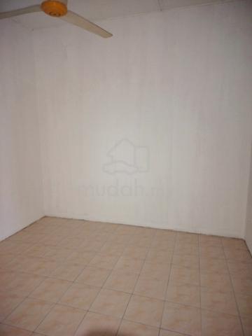 House for sale at jelapang billion 2