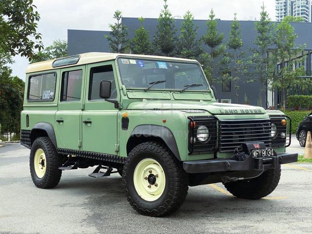 1996 Land Rover DEFENDER 110 2.5 Station Wagon - 1
