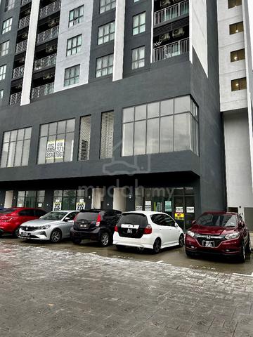 [Ground Floor shop] at Bay Square, Maya Bay Gamuda Cove, Dengkil 1