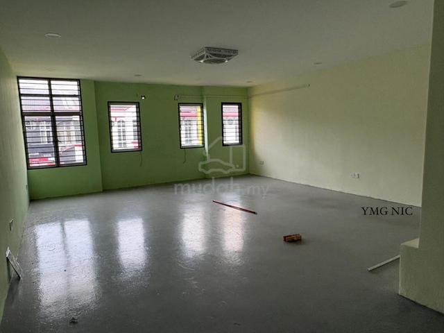 Kota Pendamar Pandamaran Port Klang 2 Storey Shoplot For Rent sewa 1