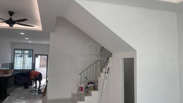 Strategic Location! Double Storey Terrace for Sale @ Scientex Utama 1