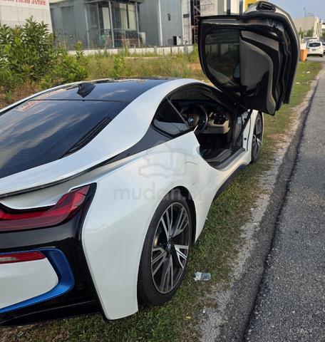 2016 Bmw I8 1.5 EDRIVE Lady Owner - 4