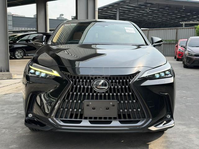 2023 Lexus NX 250 2.5 Version L Sunroof Power Seat - 4