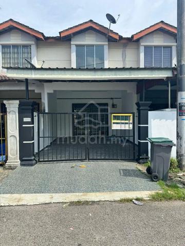 Rumah 2 Tingkat Murah Pasir Gudang (Jalan Murai) 1