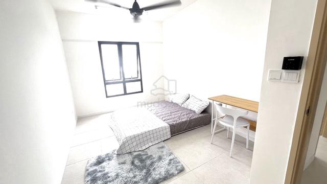 COZY MASTER ROOM FOR RENT At GRANITO,TANJUNG BUNGAH ! PREFER MALE 1