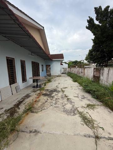 Taman Mutiara Rini, Jalan Bakti, Corner house, Renovated extended 1