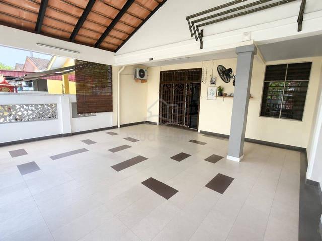 JLN NURI, BANDAR PUTRA, KULAI- Saiz Besar (24'x75') RUMAH CANTIK 1