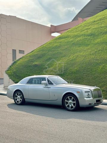 2011 Rolls Royce Phantom Coupe 16k km Rare Unit - 1
