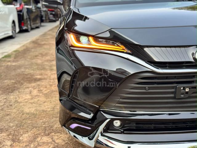 5A Two Tone Interior‼️2023 Toyota Harrier G Spec - 4