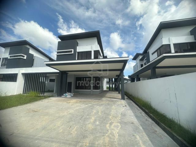 [For Sale] Double Storey Semi Detached House @ Jalan Dogan 1