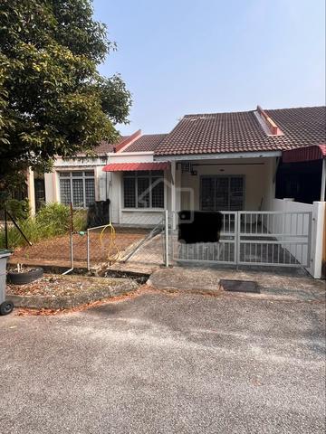 FOR RENT– Single-Storey Terrace House, Seremban 2 (Garden Avenue 2) 1