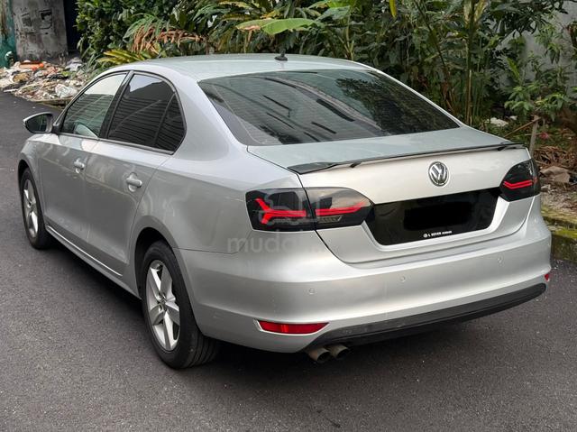Volkswagen JETTA 1.4 TSI (CKD)(A)G.Condition Offer - 5