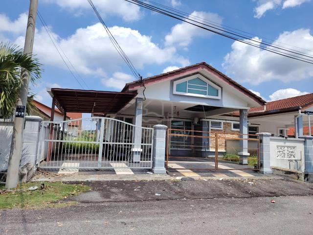 Semi Detached House Taman Keris Satria for Sale 1