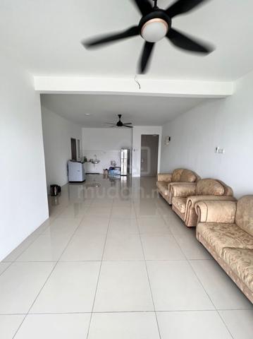 Platinum Splendor Residensi Semarak 1