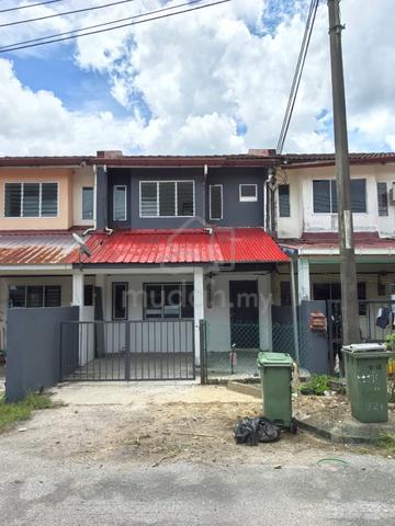 Siburan, Batu Gong 1