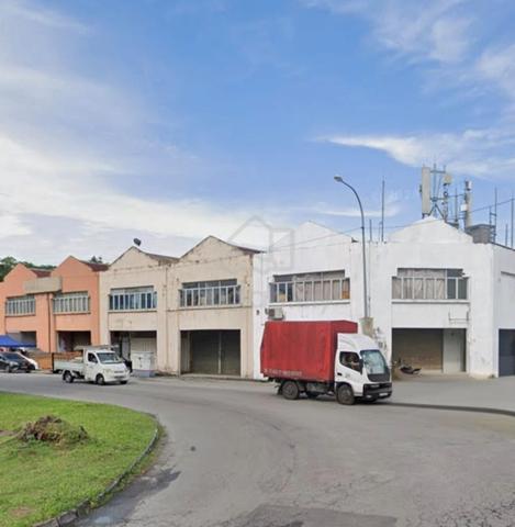 LIMITED! Hot Area! Super Corner Link Factory/ Warehouse! TPP, Puchong 1