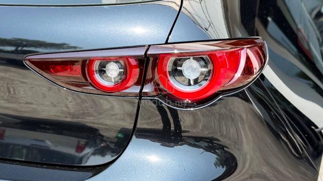 2025 Mazda 3 1.5 (A) Liftback 2.XX % Interest - 4