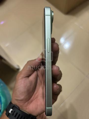 Apple iPhone 15 256 GB - photo 3 of 6