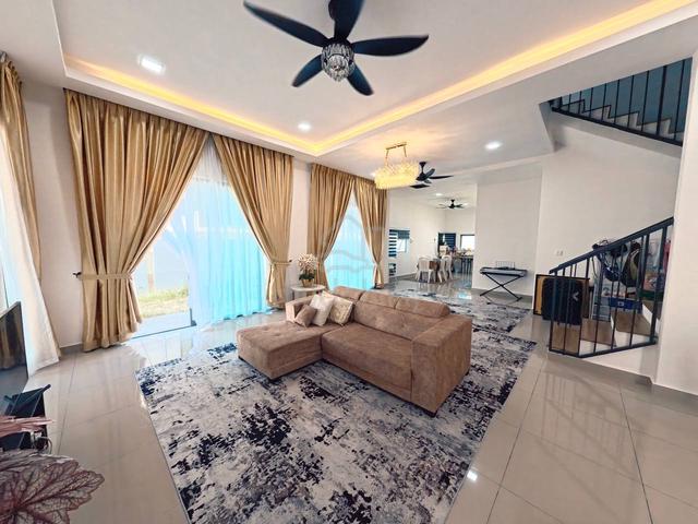 GREENHILL RESIDENCE SEKSYEN U10 📍 40' x 80' LUAS 🔥 Semi D FOR SALE! 1