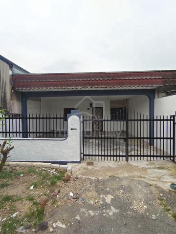 Tmn Mewah 1-storey Low Cost 2bed 1bath / Indahpura / Lotus Aeon Kulai 1