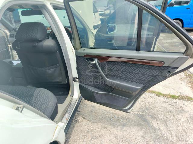1995 Mercedes Benz C-CLASS 2.0 200 CLASSIC (CKD) - 4