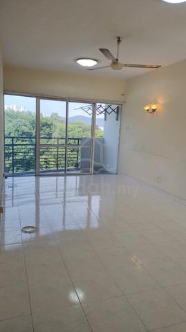 Desa Golf Condominium 1