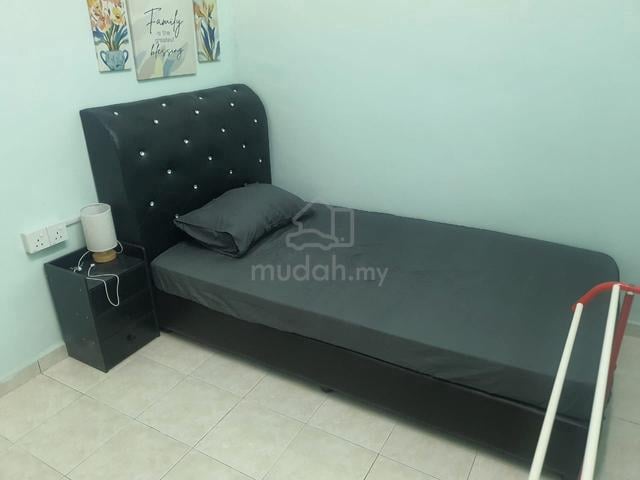 Bilik single lelaki non sharing desa kolej nilai negeri sembilan 1