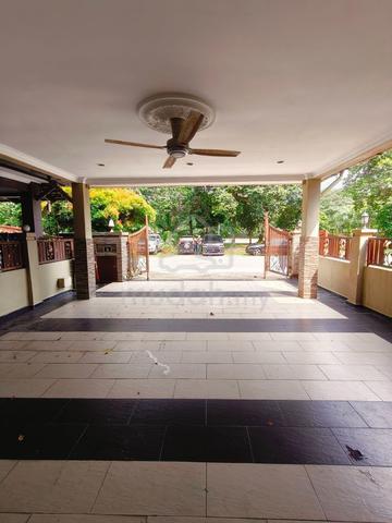FACING OPEN Double Storey Putra Heights, Subang Jaya 2