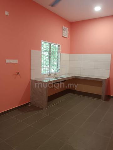 Rumah Untuk Disewa 3