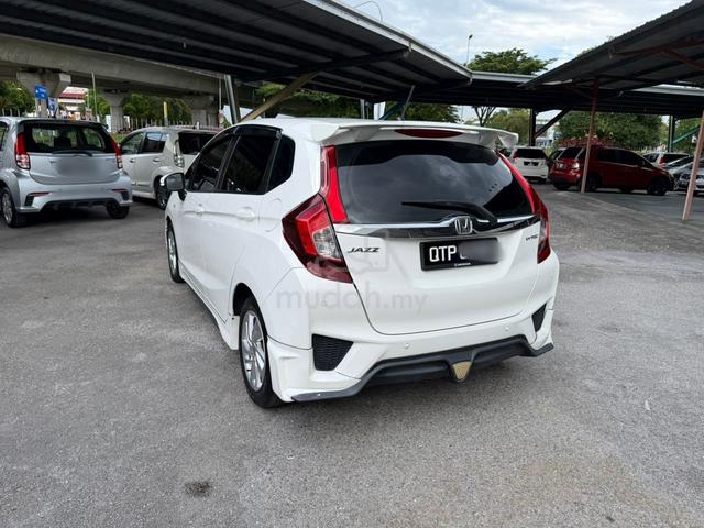 2017 Honda JAZZ 1.5 E (A) - 3