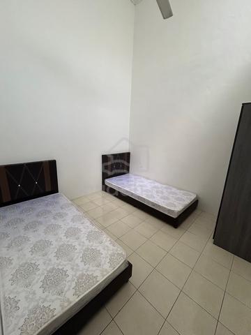 Twin Room 1