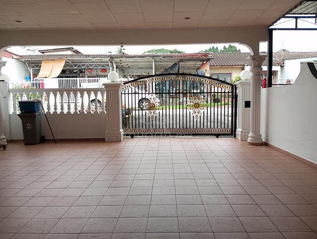 RENOVATED FULLY FURNISH Single Storey Taman Seremban Baru Senawang 1