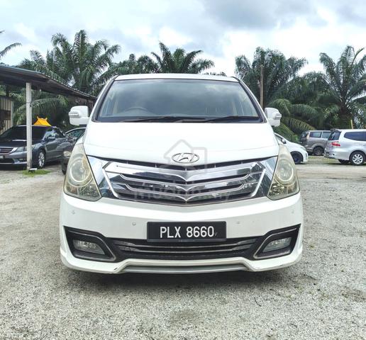 2014 Hyundai GRAND STAREX 2.5 ROYALE FACELIFT (A) - 2