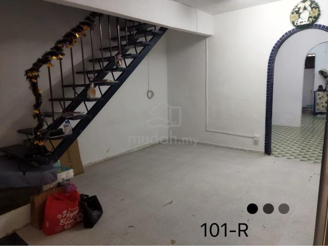 Taman Sri Muda Shah Alam 2sty 14*60sqft basic unit for rent 1