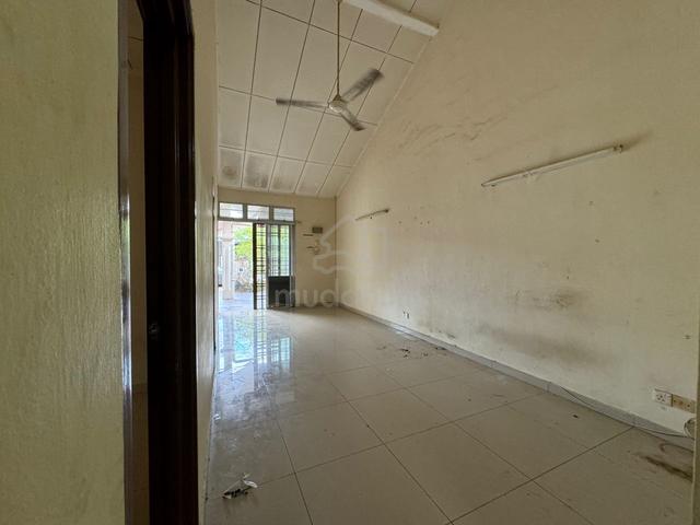 Single Storey Terrace House @ Taman Pasir Putih For Rent 3