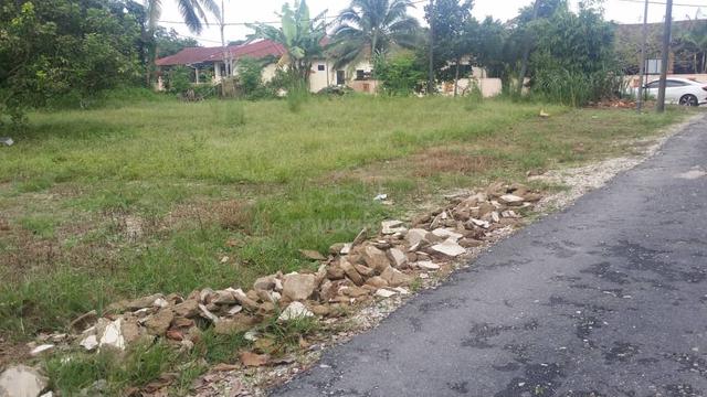 Tanah LOT KOSONG Untuk DISEWA DI KG PANDAN DEPAN AIRPORT 1