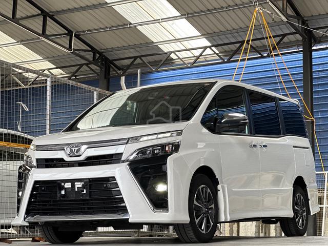 2021 TOYOTA VOXY 2.0 ZS KIRAMEKI 3 8 SEATEr - 1
