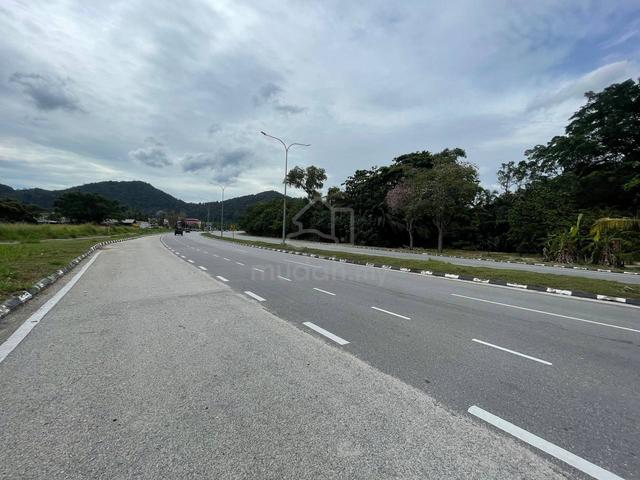 [For Sale] Manjung Tanah Tepi Jalan Utama Arah Lumut 1.7 Ekar 2