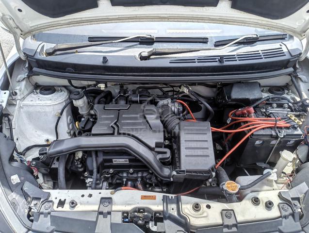 2021 Perodua AXIA 1.0 E MY19 B200 (M) - 3