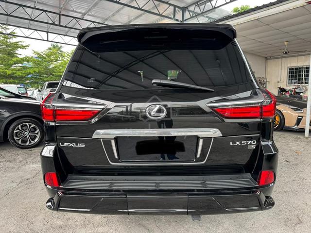 2019 Lexus LX570 S 5.7 (A) Rare Unit Boleh Loan - 4