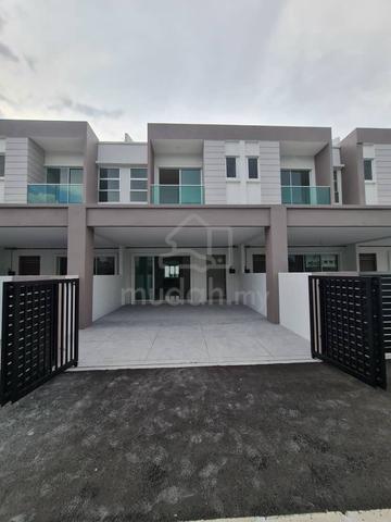 Double Storey Terrace at SPPK Pengkalan 1