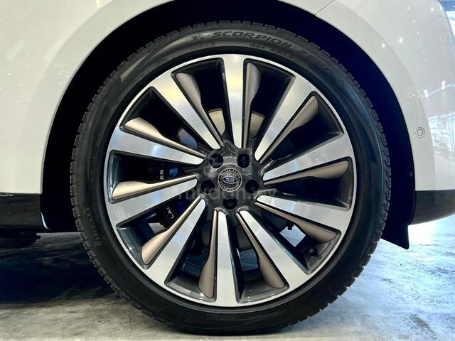 2023 Land Rover RANGE ROVER VOGUE SV P530 LWB 4.4 - 5