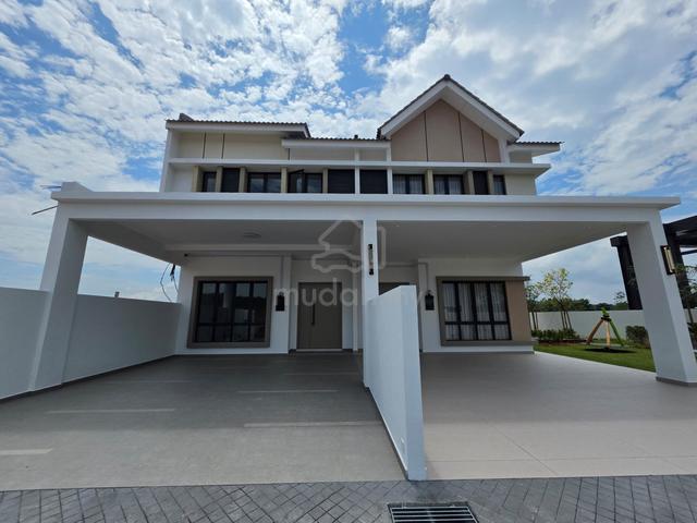 FREEHOLD Gated Guarded 2 Sty Ayer Keroh Near MITC Bukit Beruang Katil 1
