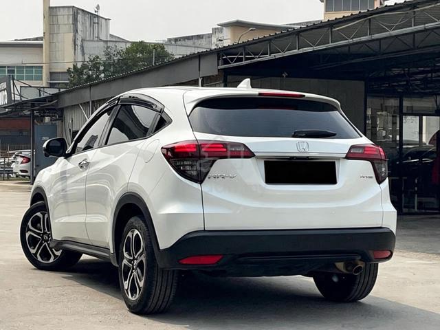 2020 Honda HR-V 1.8 V FACELIFT Low MIL 80K - 2