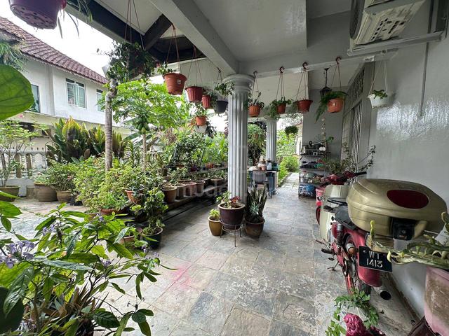 Taman Bukit Kempas Double Storey Semi-D 40x100 Below Market Price 1
