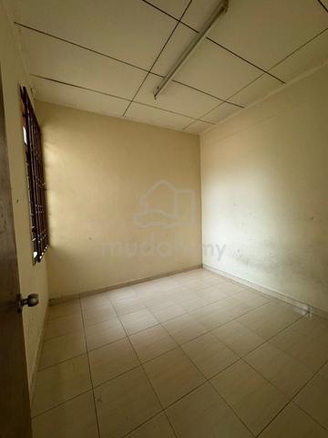 Single Storey Terrace House @ Taman Pasir Putih For Rent 4