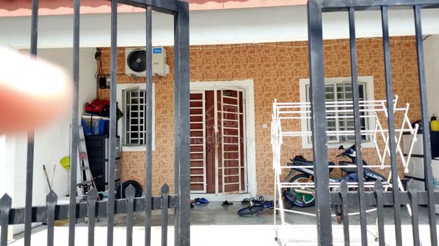 Single Storey House, Jalan Padi Malinja, Taman Senai Baru, Johor 1