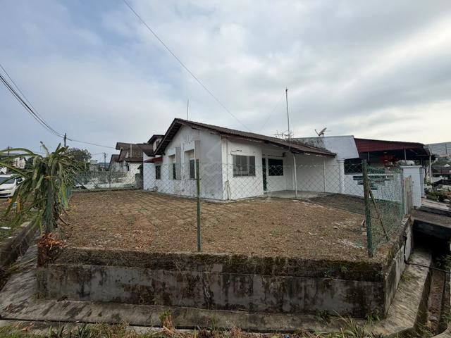 Corner 2865sqft Full Loan Cash Out Ungku Tun Aminah Single Storey 1