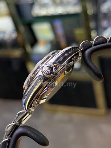 Carousel Image