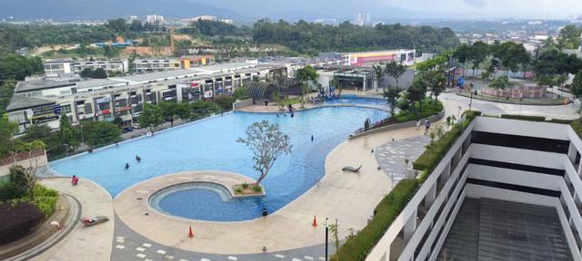Kiara Plaza 1